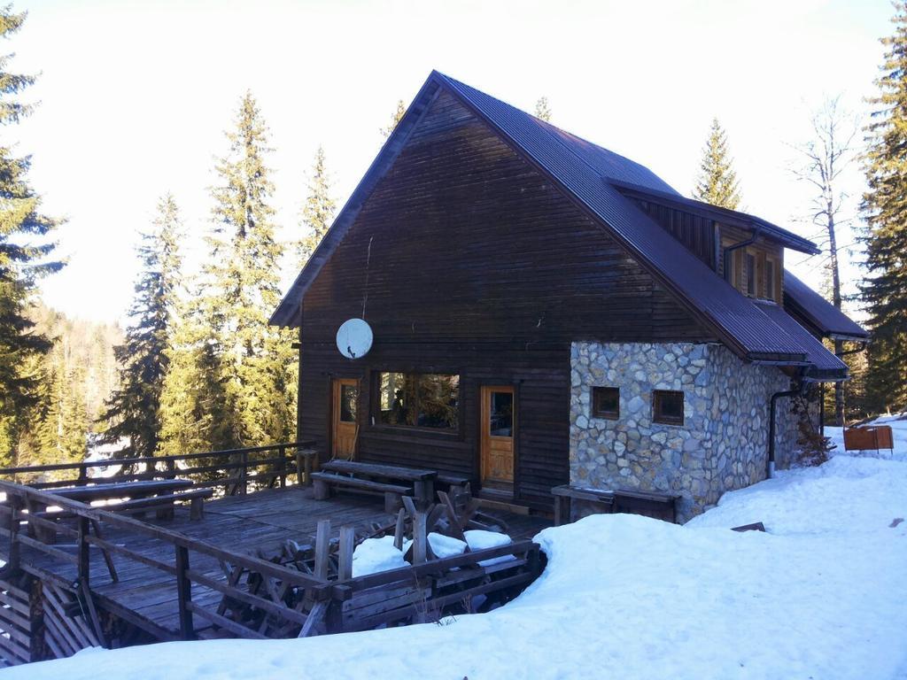 Apartments Ogorjelica Jahorina Kamer foto
