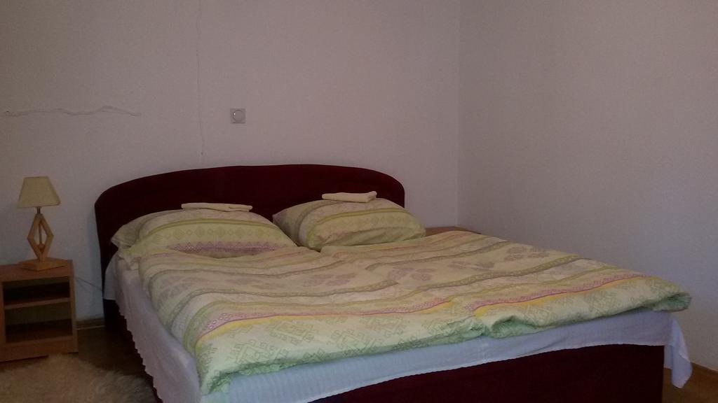 Apartments Ogorjelica Jahorina Kamer foto